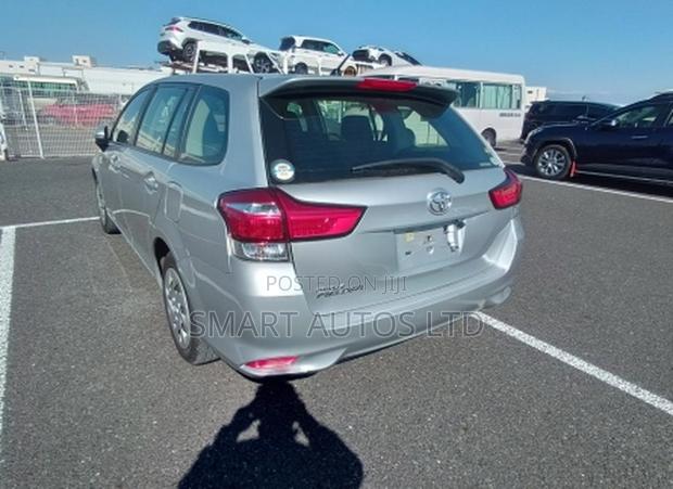 Toyota Corolla Fielder 2020 Silver