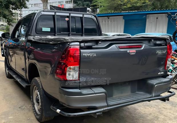 Toyota Hilux Revo Double Cab Deisel 2.8 RWD 2021 Gray