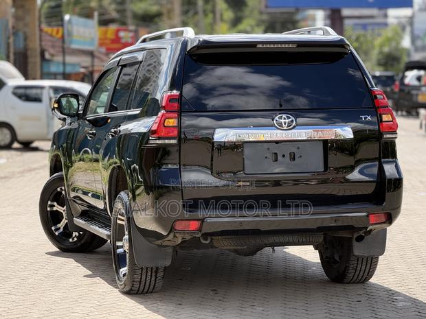 Toyota Land Cruiser Prado 2.7 2019 Black