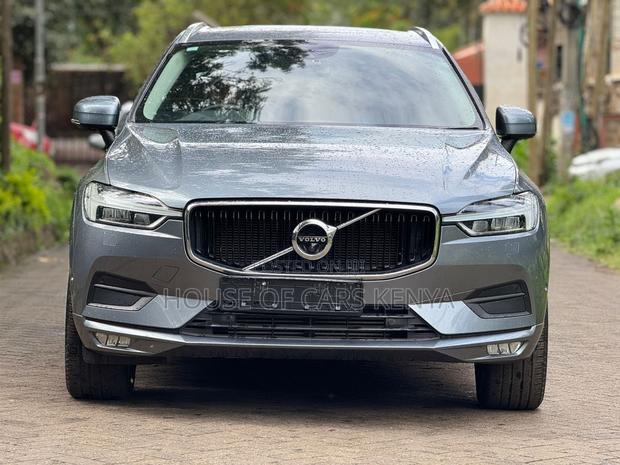 Volvo XC60 T5 R-Design AWD 2018 Gray