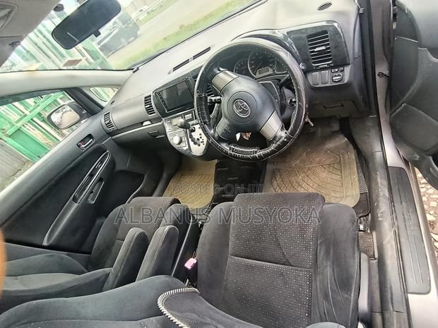 Toyota Wish 2008 Gray