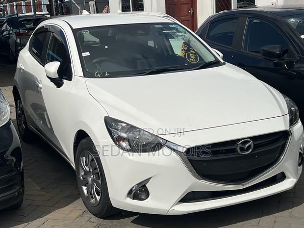 Mazda Demio 2019 White