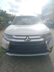 Mitsubishi Outlander 2019 White for sale