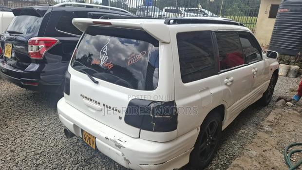 Subaru Forester 2.0 Automatic 1999 White