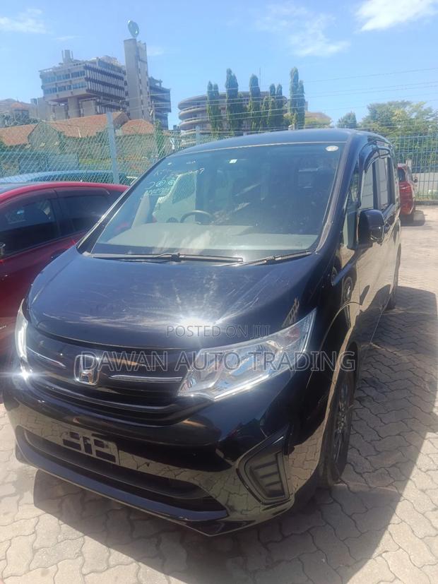 Honda Stepwgn 2018 Black