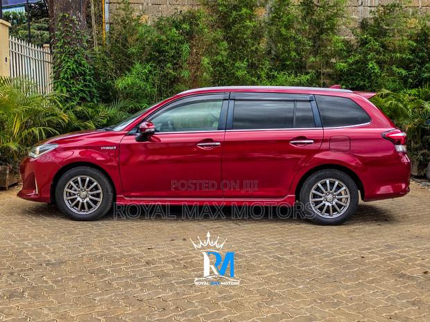 Toyota Corolla Fielder 2018 Red