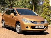 Nissan Tiida 1.5L 16V 2010 Gold for sale