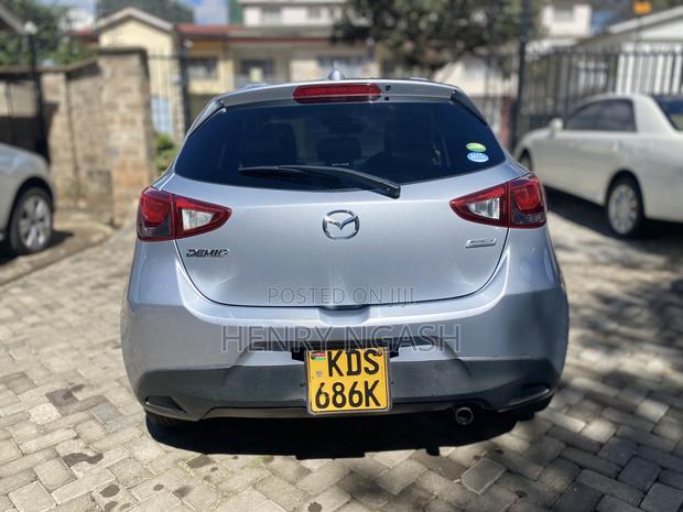 Mazda Demio 2017 Silver