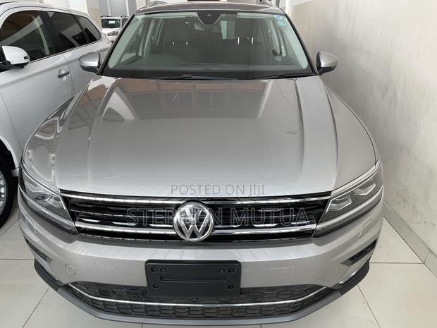 Volkswagen Tiguan 2019 Silver