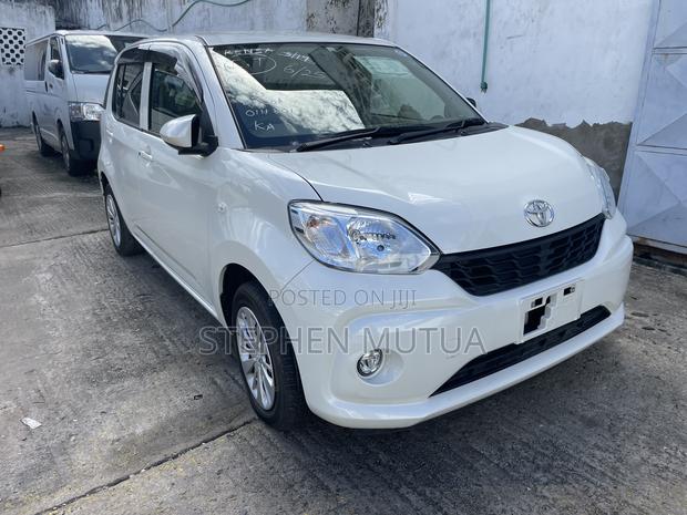Toyota Passo 1.0 FWD 2019 White