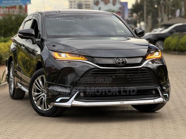 Toyota Harrier 2.0 2020 Black