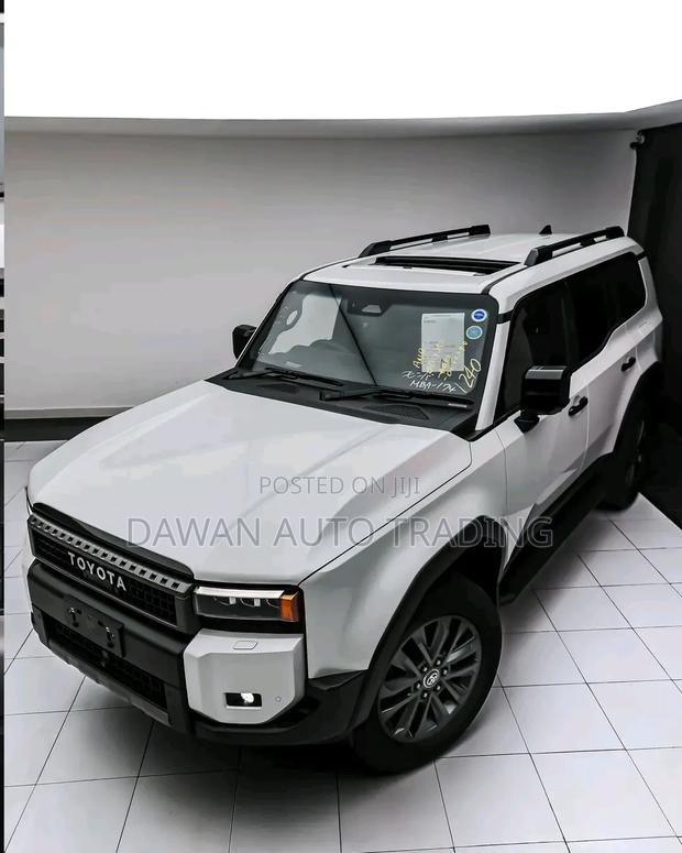 Toyota Land Cruiser Prado 2023 White