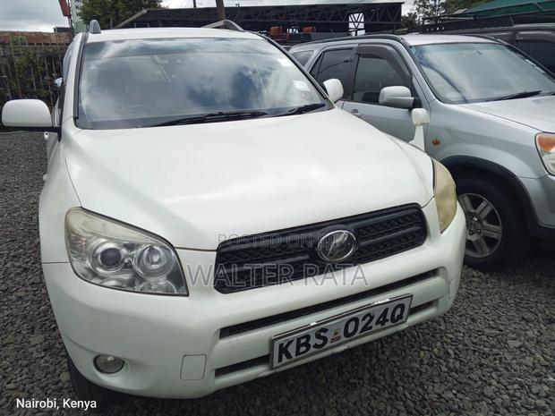 Toyota RAV4 2.4 2005 White