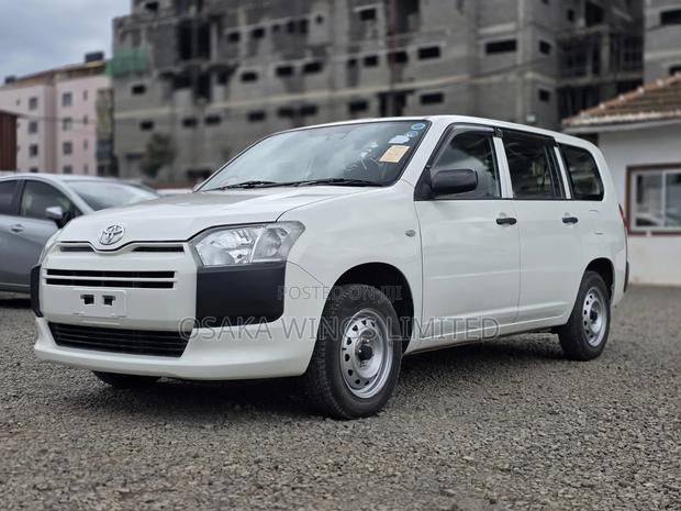 Toyota Succeed 2019 White