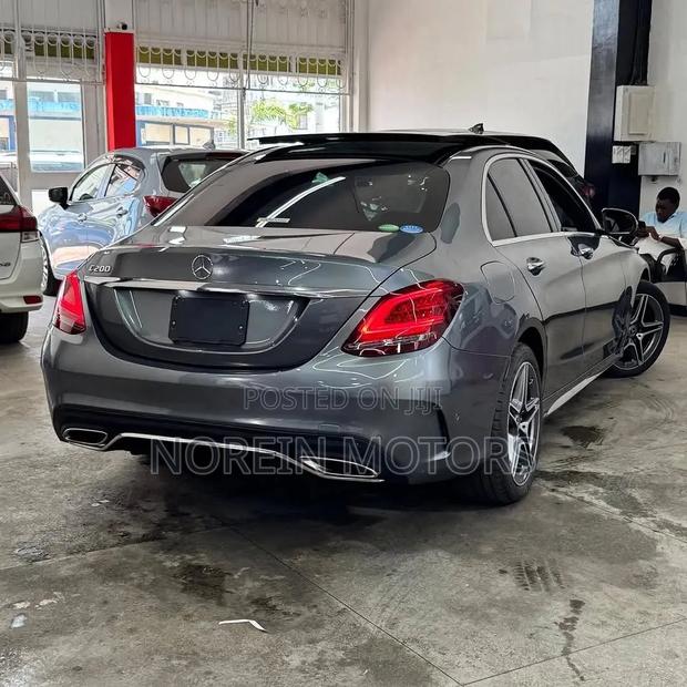 Mercedes-Benz C200 2019 Gray