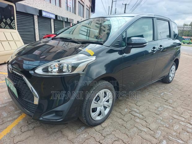 Toyota Sienta 1.5 AWD (6-seater) 2019 Black