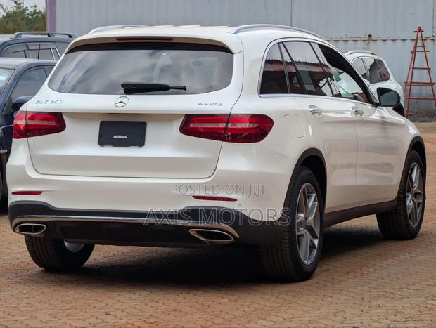 Mercedes-Benz GLC-Class 2019 White