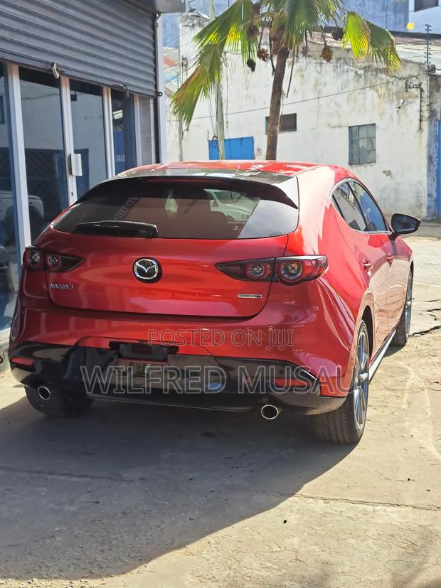 Mazda 3 2021 Red