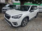Subaru Forester 2019 White for sale