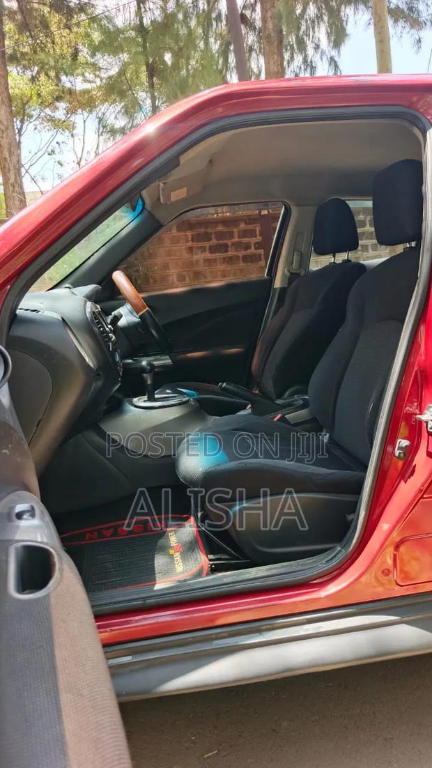 Nissan Juke 2011 Red