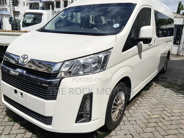 Toyota HiAce 2020 White