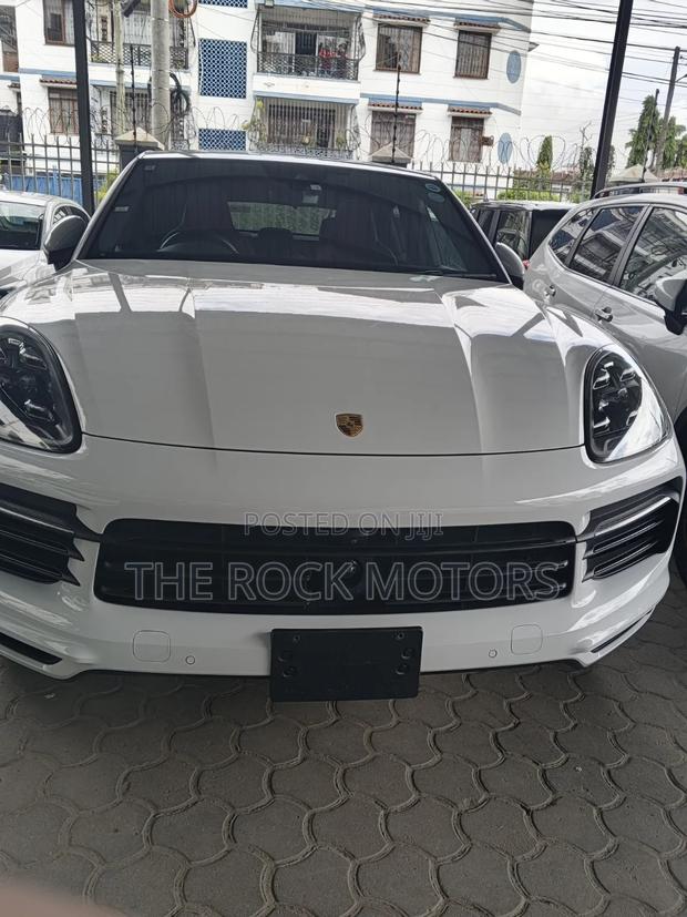 Porsche Cayenne 2020 White