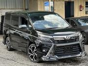 Toyota Voxy 2019 Green for sale