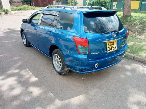 Toyota Corolla Fielder 2011 Blue