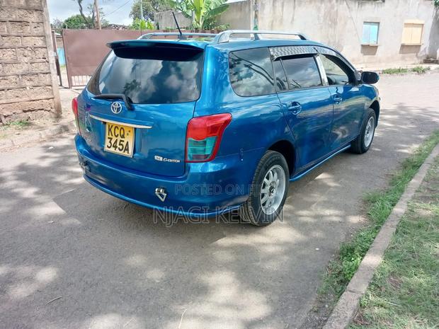 Toyota Corolla Fielder 2011 Blue