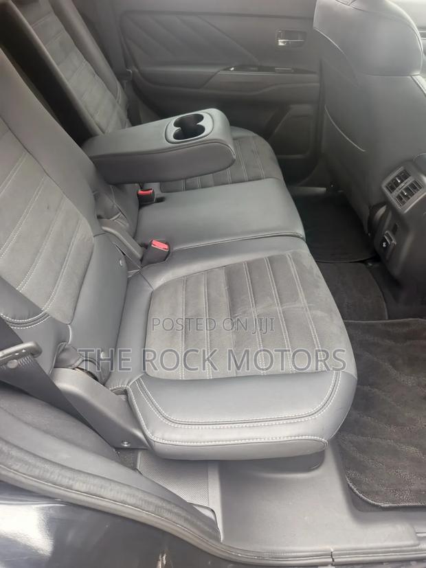 Mitsubishi Outlander 2018 Black