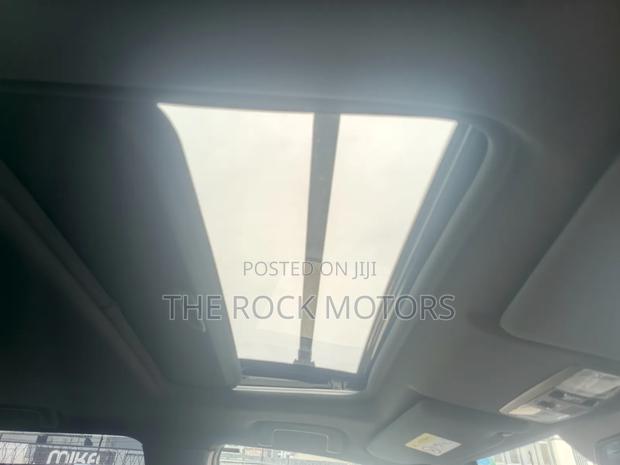 Mitsubishi Outlander 2019 White