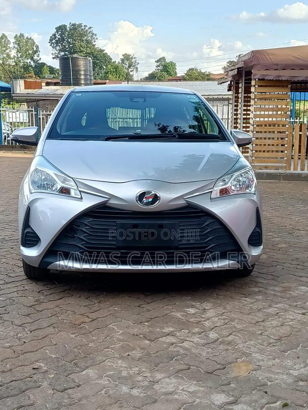 Toyota Vitz 2019 Silver