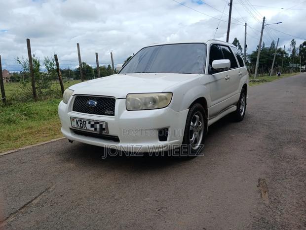 Subaru Forester Automatic 2005 White