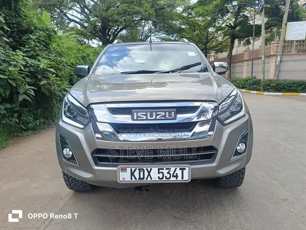 Isuzu D-MAX 2021 Gray