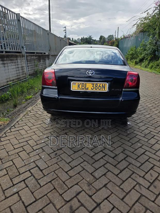 Toyota Avensis 2006 Black