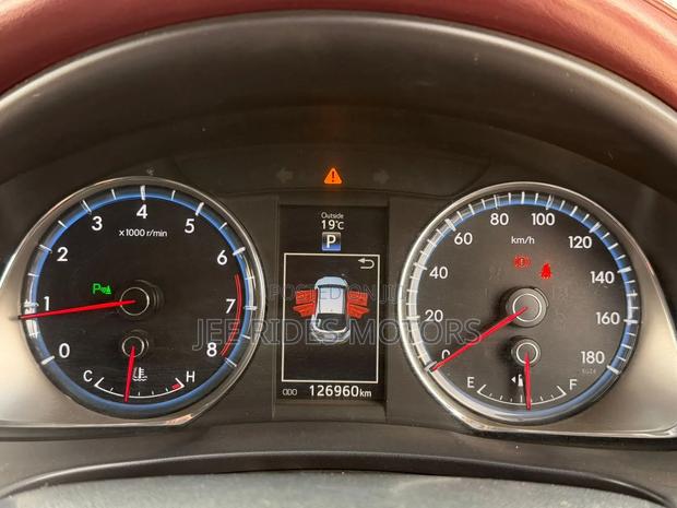 Toyota Harrier 2.0 2014 Black