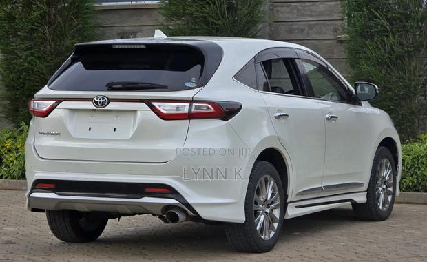 Toyota Harrier 2020 White