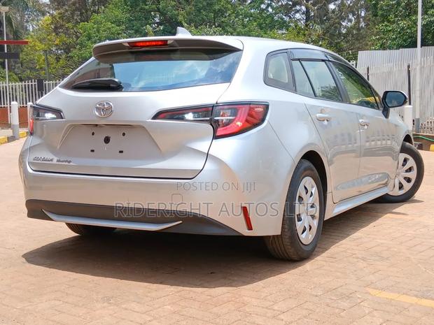 Toyota Corolla 2018 Silver