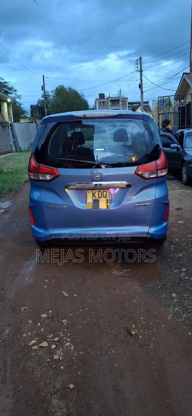 Honda Freed 2016 Blue