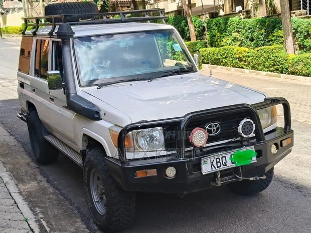 Toyota Land Cruiser 76 Series 2012 White