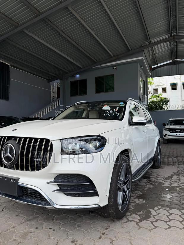 Mercedes-Benz GLS-Class GLS 400d 2022 White