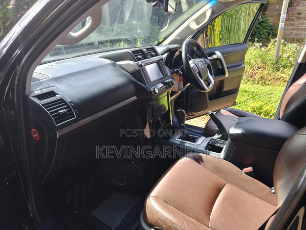 Toyota Land Cruiser Prado 2.7 2017 Black