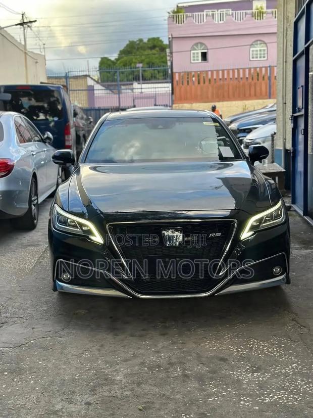 Toyota Crown 2020 Matt Black