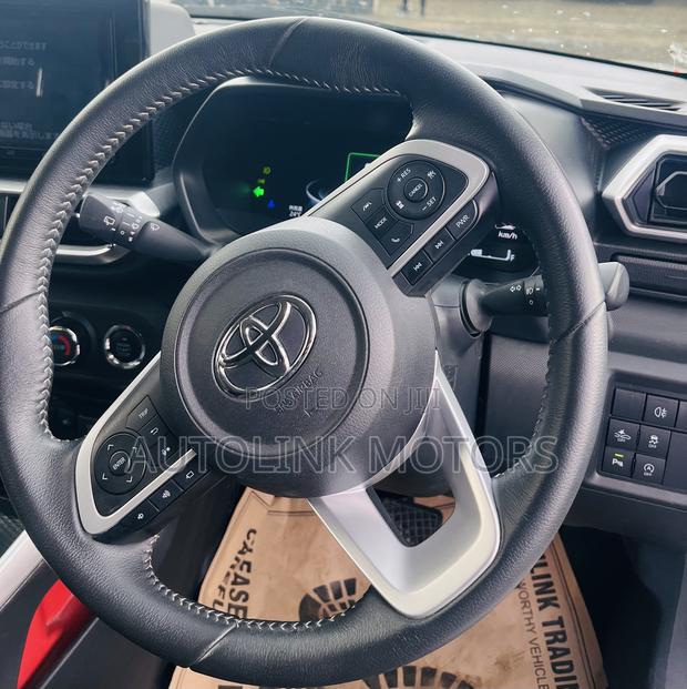 Toyota Raize 1.0 FWD 2019 White