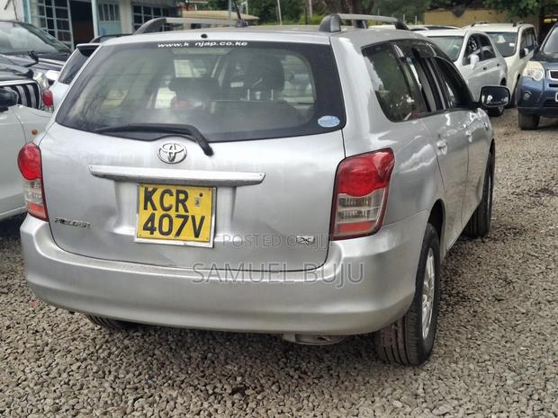 Toyota Corolla Fielder 1.5 Petrol FWD 2010 Silver