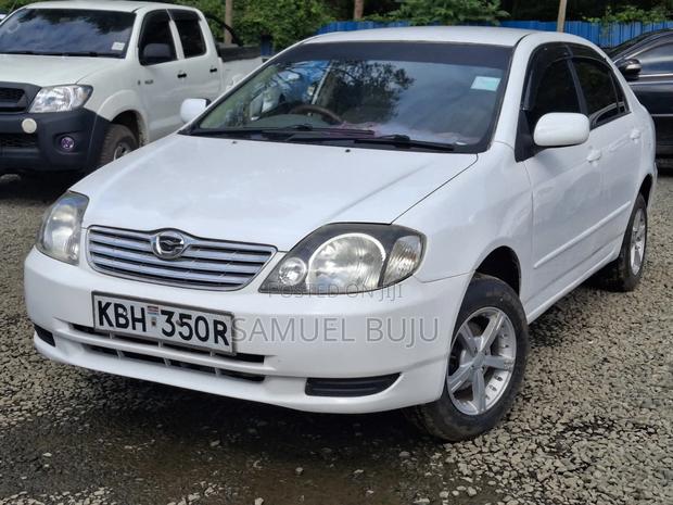 Toyota Corolla 2005 White