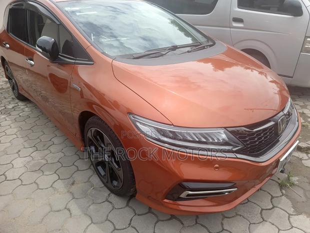 Honda Jade 2019 Orange