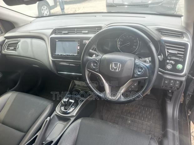 Honda Grace 2019 Black