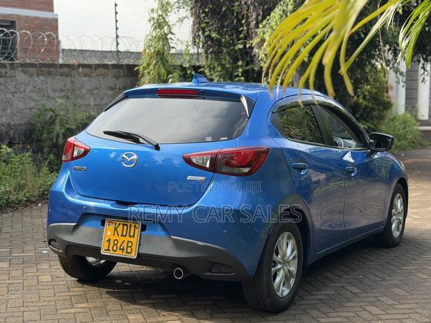 Mazda Demio 2018 Blue