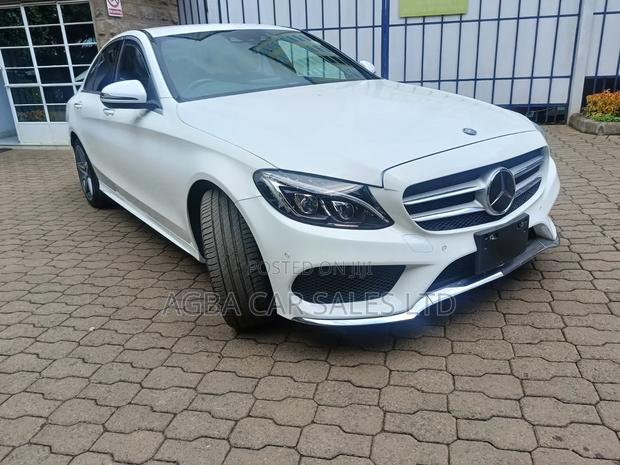 Mercedes-Benz C200 2017 White